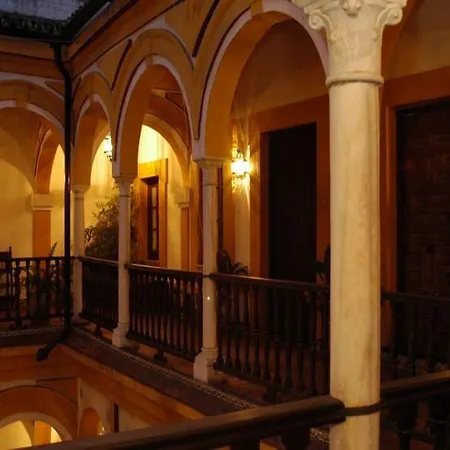 Casa Imperial 4* Seville